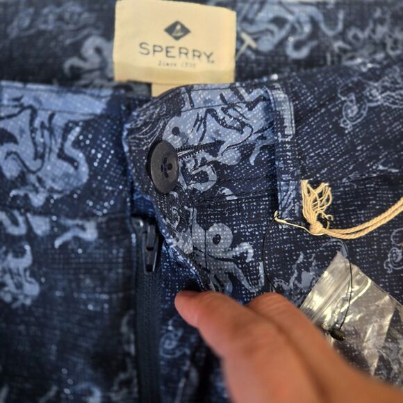 Sperry Water Shorts Size 30 – Octopus Print Swim Trunks – Navy Blue NWT - Picture 3 of 16